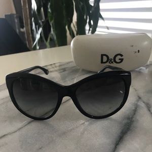 DOLGE & GABBANA Sunglasses
